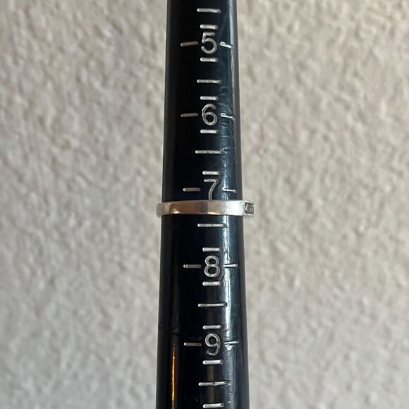 Vintage Cocktail Ring Size 7 1/4 With Cubic Zirconia and Sterling Silver - Picture 10 of 10